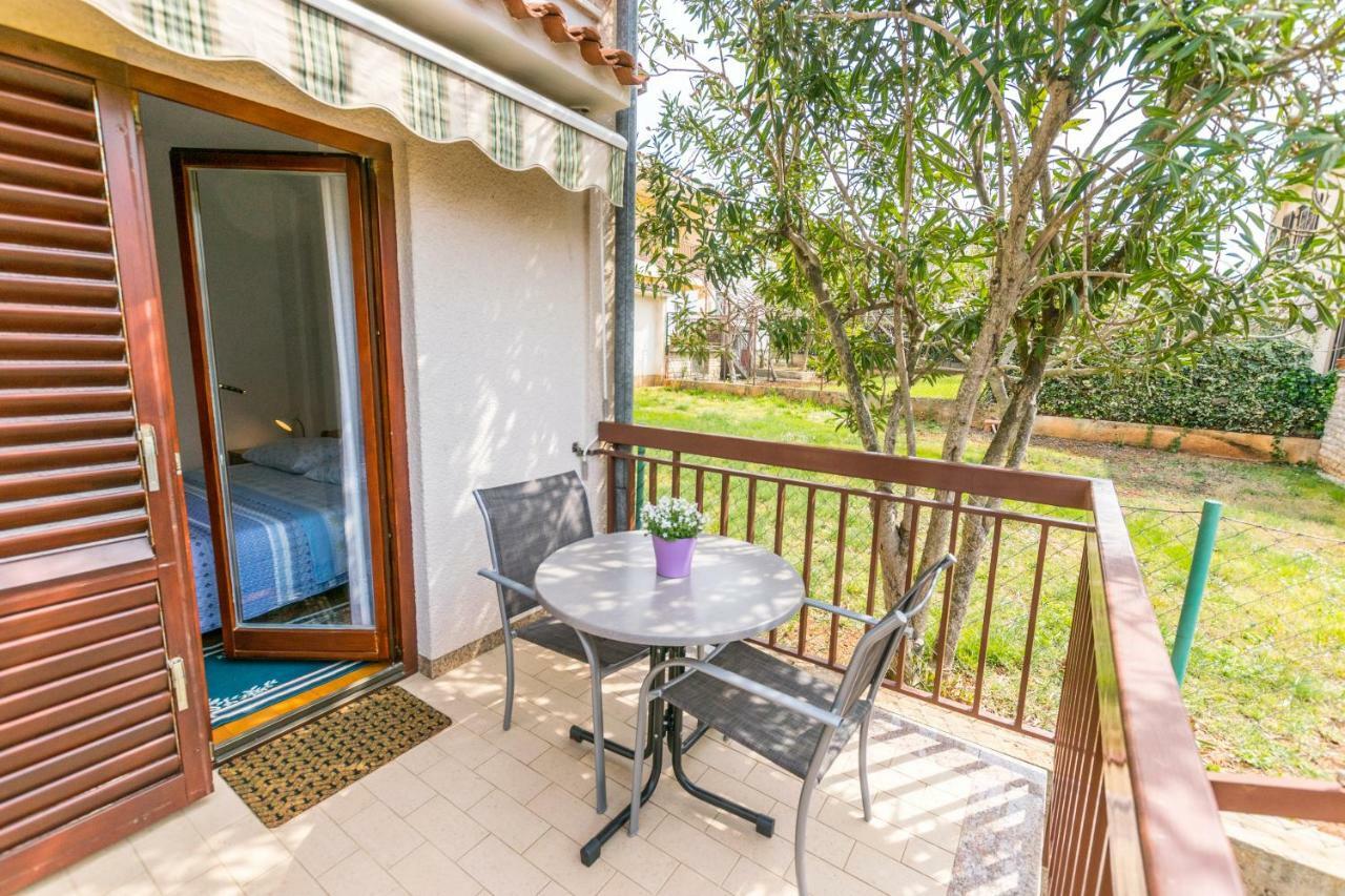 PUY Apartment Darinka מראה חיצוני תמונה